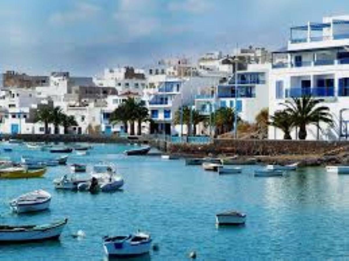 Piso Arrecife Centroアパートメント エクステリア 写真